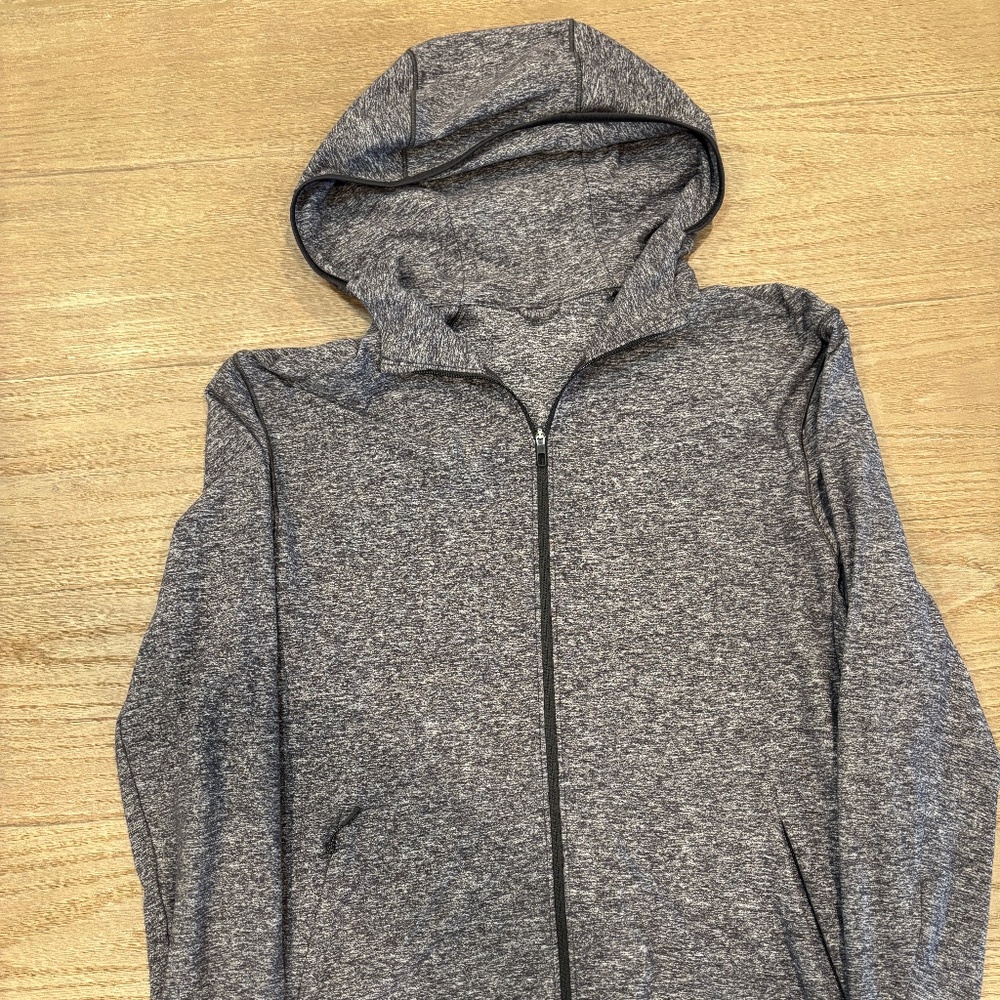 MEN'S LULULEMON RUNNING JACKET GRAY SIZE MEDIUM